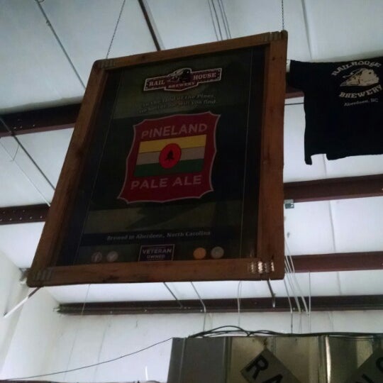 10/2/2014에 Carla R.님이 Railhouse Brewery에서 찍은 사진