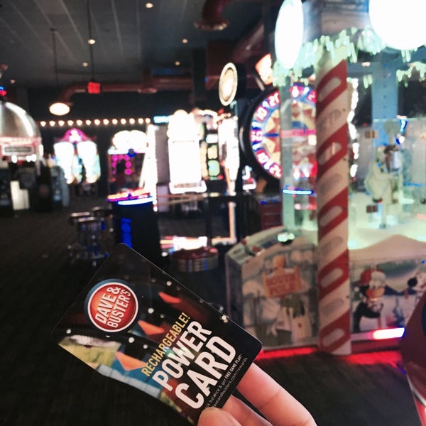 Photo taken at Dave &amp; Buster&#39;s by Argielyn G. on 3/10/2016