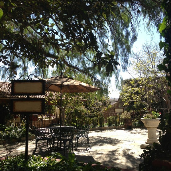Photo taken at Ex-Hacienda del Cochero by David on 2/14/2013