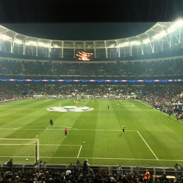 Foto scattata a Tüpraş Stadyumu da Alper Y. il 11/21/2017