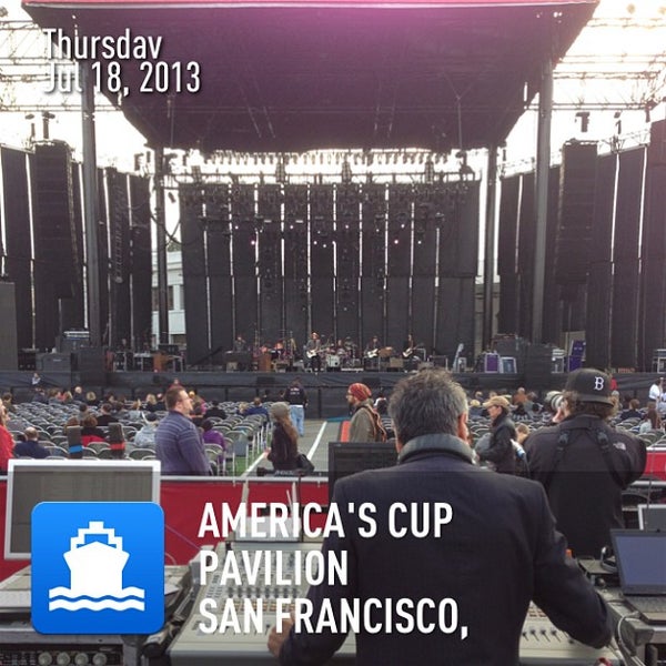 Das Foto wurde bei America&#39;s Cup Pavilion von Scott S. am 7/19/2013 aufgenommen