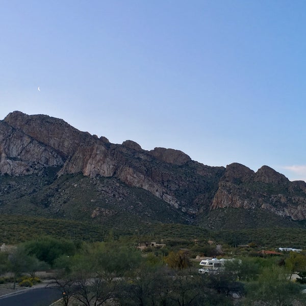 Foto tomada en Hilton Tucson El Conquistador Golf &amp; Tennis Resort  por Jay B. el 3/31/2019