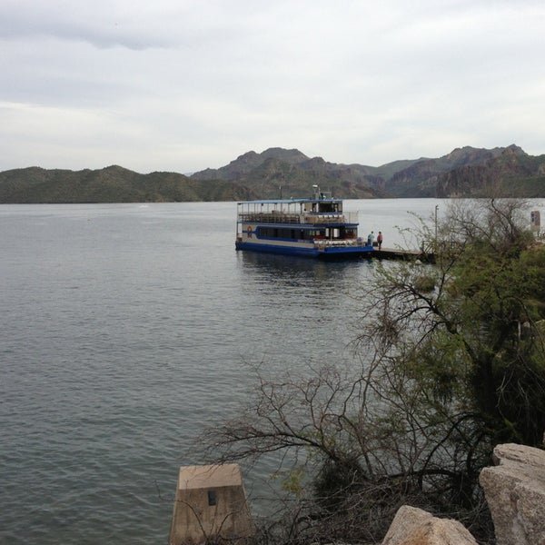 3/20/2013 tarihinde Sarah P.ziyaretçi tarafından Desert Belle Tour Boat'de çekilen fotoğraf