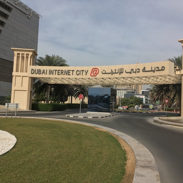 Photo taken at Dubai Internet City by Hans V. on 2/2/2017