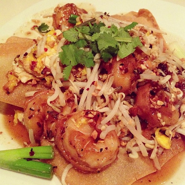 Das Foto wurde bei Amarin Thai Restaurant von Pinkz C. am 1/25/2013 aufgenommen