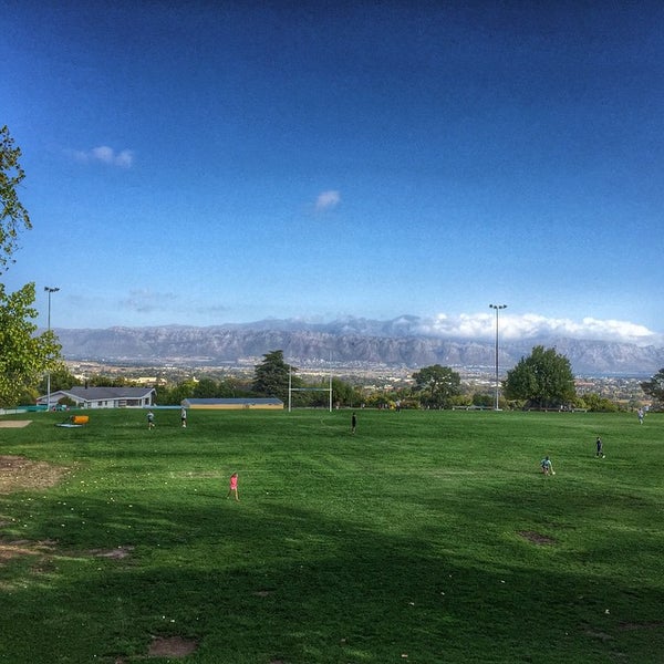 Laerskool De Hoop College Academic Building
