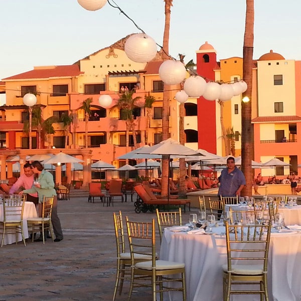 12/6/2014 tarihinde Aneilia M.ziyaretçi tarafından The Brigantine Restaurant Cabo San Lucas'de çekilen fotoğraf