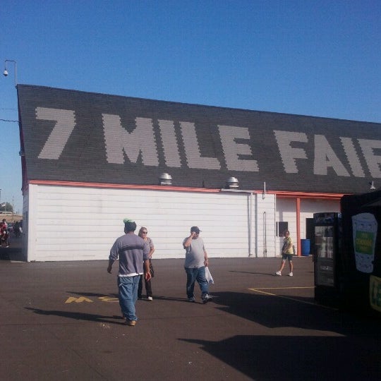 9/15/2012 tarihinde Ruben C.ziyaretçi tarafından 7 Mile Fair'de çekilen fotoğraf