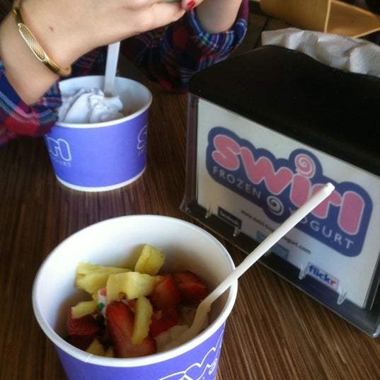 Photos at Swirl Frozen Yogurt (Now Closed) Frozen Yogurt Shop in Portland