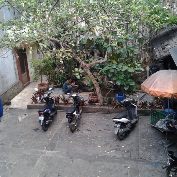 9/26/2013에 Jhonni S.님이 Betutu Lalah, Balinese Resto에서 찍은 사진