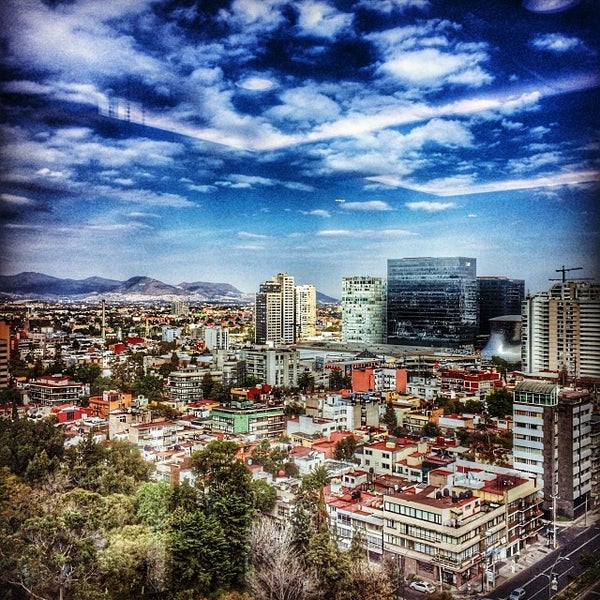 1/15/2014 tarihinde Lenny A.ziyaretçi tarafından Facebook Mexico HQ'de çekilen fotoğraf