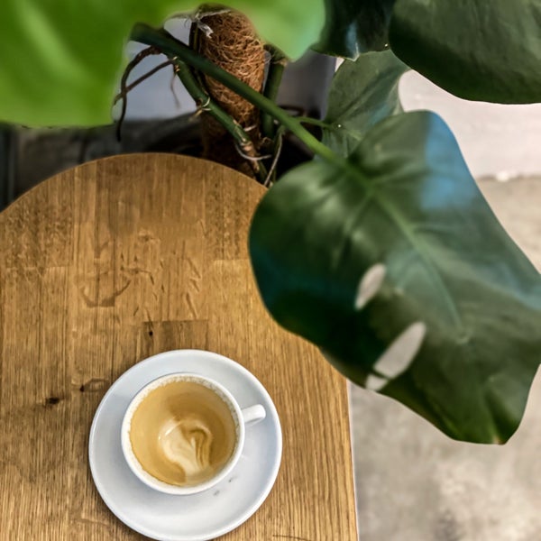 Photo taken at Nylon Coffee Roasters by Alainlicious on 9/16/2021