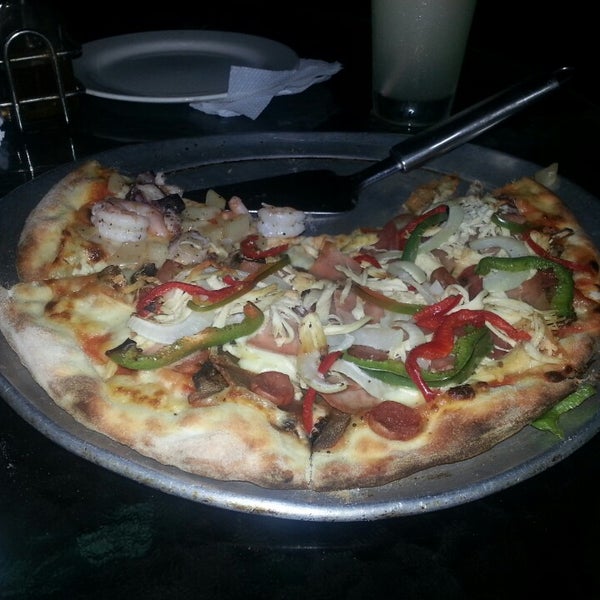 Photo taken at Pizzeria Aguanile by Leonardo on 8/8/2013