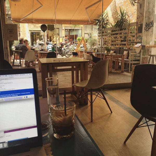 Good service and cosy cafe for working. Internet is fair, about 6 mbps