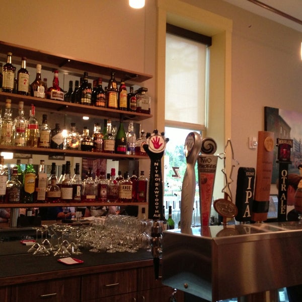 Zula restaurant wine bar adaluda