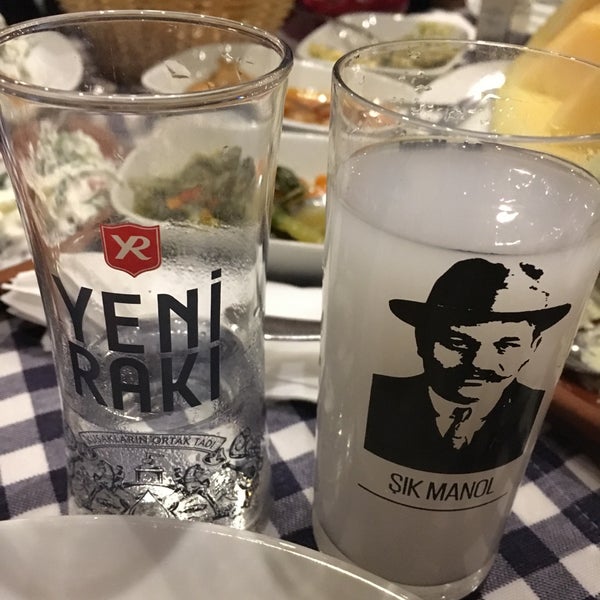 Photo taken at Samatyalı Meyhane by Ezgi M.M. on 9/29/2017