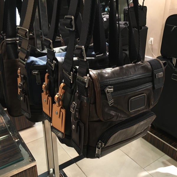 tumi grand central terminal