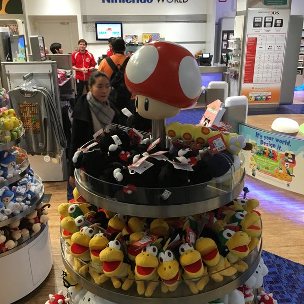 Exploring the Flagship Nintendo Store: Nintendo NY – Collecting EXP