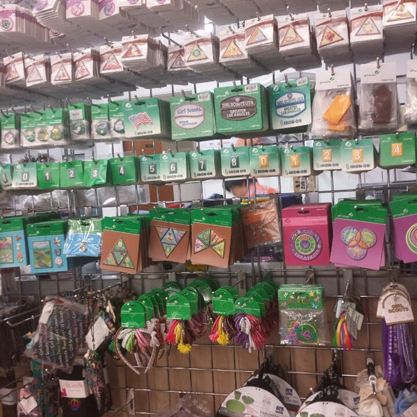 GARDENA DEPARTMENT STORE 1106 W Gardena Blvd