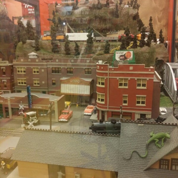 Oakridge Hobbies & Toys 9 tips from 134 visitors