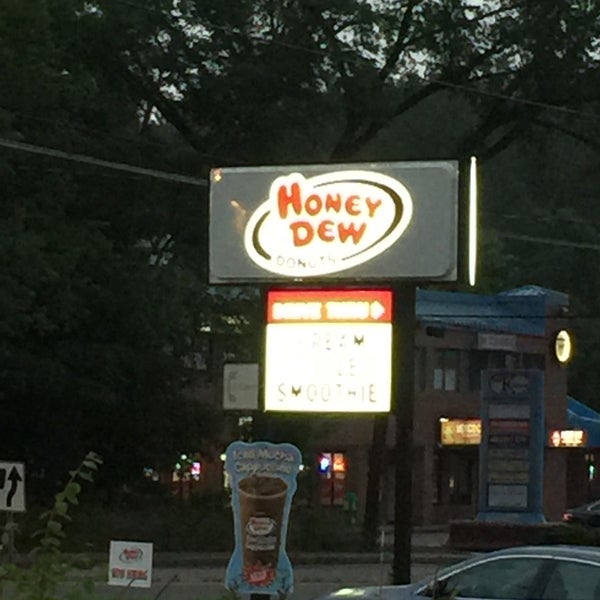 Honey Dew Donuts 2 tips from 84 visitors
