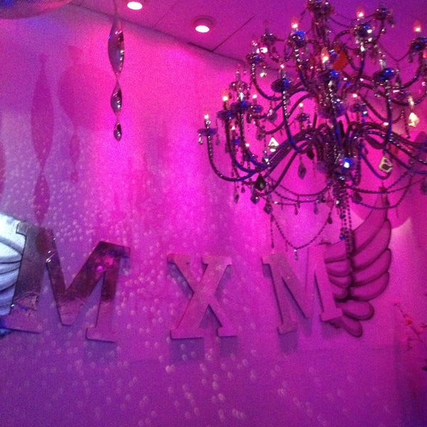2/9/2013にLaleがMaxxim Clubで撮った写真