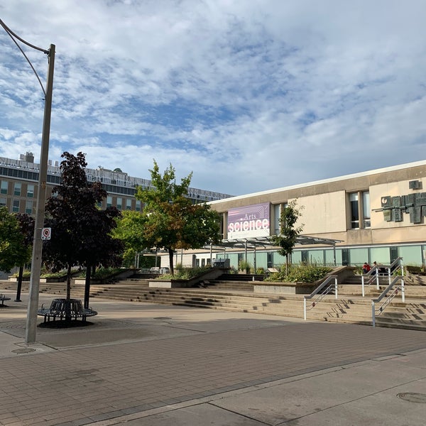 9/28/2019 tarihinde Humberto R.ziyaretçi tarafından Toronto Üniversitesi'de çekilen fotoğraf