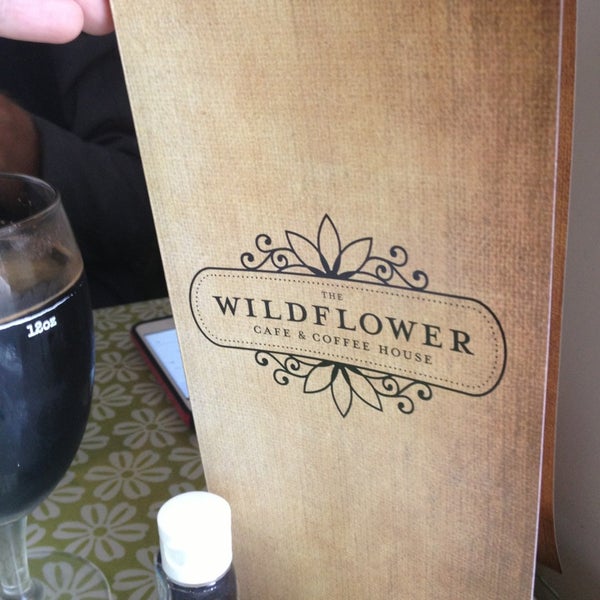 Foto tirada no(a) The Wildflower Cafe por Danielle F. em 11/16/2013