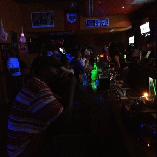 Photo taken at The Blue Banana Sports &amp; Rock Bar by Mango B. on 9/27/2012