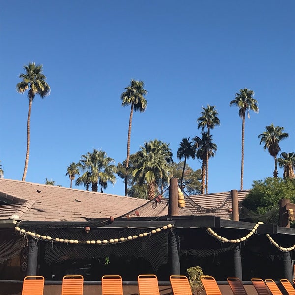 1/10/2019 tarihinde Franny R.ziyaretçi tarafından Caliente Tropics Resort Hotel'de çekilen fotoğraf