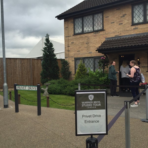 Photo taken at 4 Privet Drive by Elis Andra M. on 7/4/2016