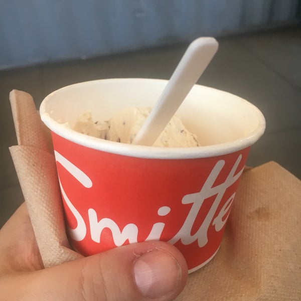 2/24/2019 tarihinde Gregor G.ziyaretçi tarafından Smitten Ice Cream'de çekilen fotoğraf