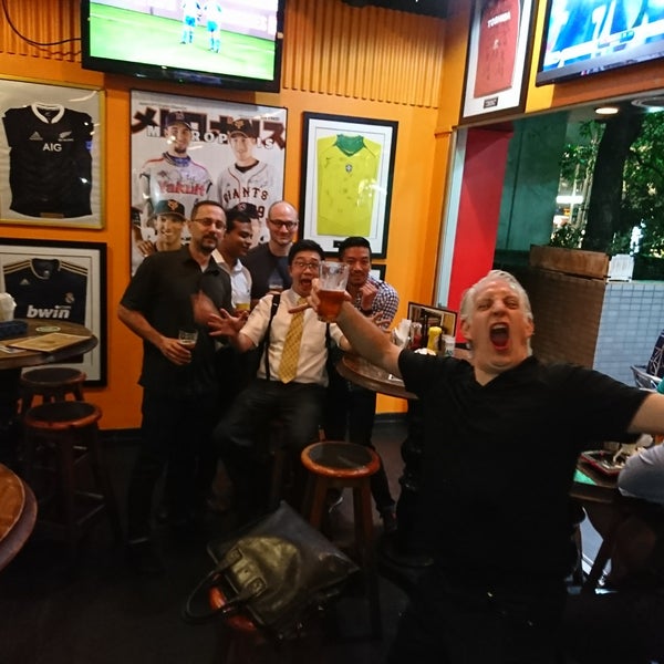 6/19/2019 tarihinde Leon Tsunehiro Yu-Tsu T.ziyaretçi tarafından Legends Sports Bar &amp; Grill'de çekilen fotoğraf