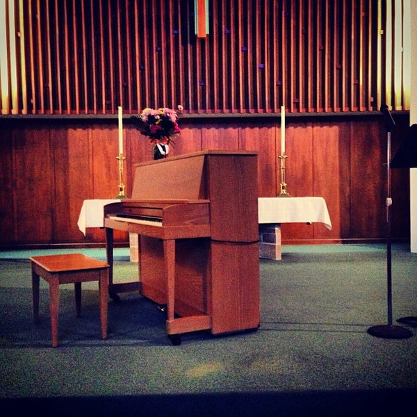Снимок сделан в First Presbyterian Church пользователем Greg B. 5/21/2013