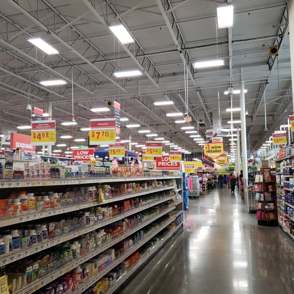 Photo taken at H-E-B plus! by Eric on 4/28/2018