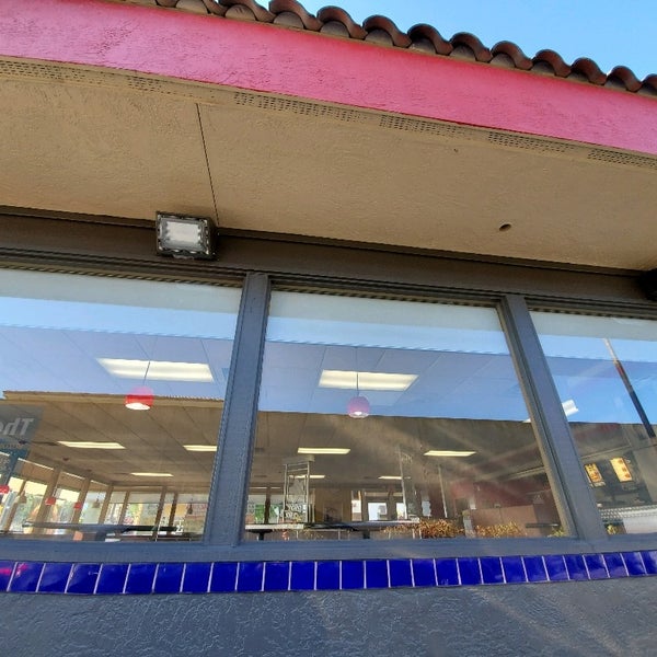 Carl's Jr. Otay Mesa 2365 Roll Dr