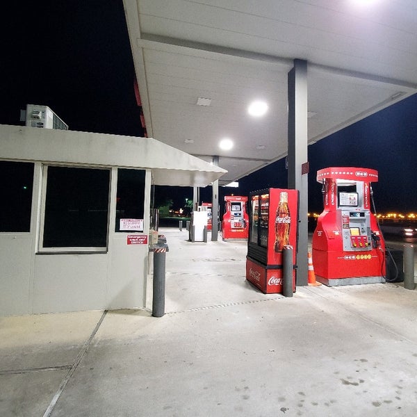 HEB Fuel 609 19th St