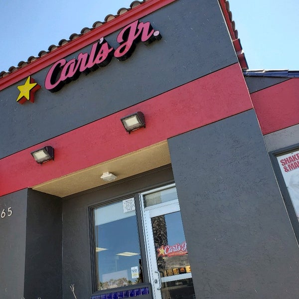 Carl's Jr. Otay Mesa 2365 Roll Dr