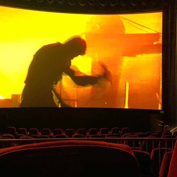 Regal Edwards Temecula & IMAX Cine en Temecula