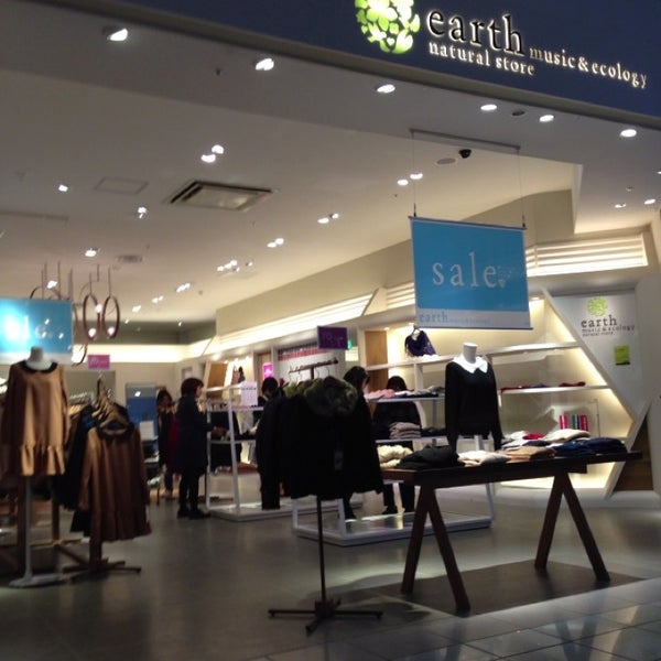 Photos At Earth Music Ecology ららぽーと甲子園店 Boutique In 兵庫県 西宮市 Photos At Earth Music Ecology ららぽーと甲子園店 Boutique In 兵庫県 西宮市