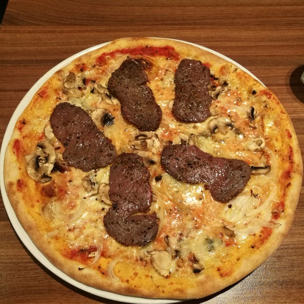 Tre Kronor pizza: 5/5.