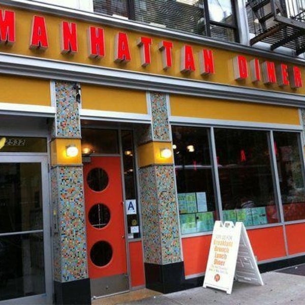 5/8/2013 tarihinde alberts M.ziyaretçi tarafından Manhattan Diner'de çekilen fotoğraf