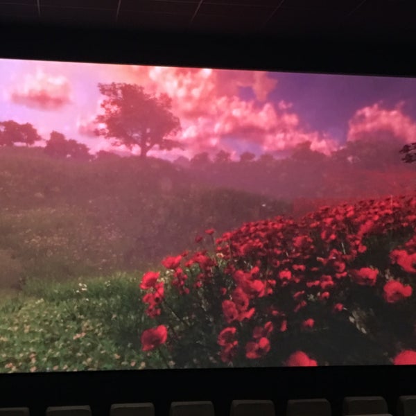 Photo taken at Studio Movie Grill The Colony by Tonie B. on 5/29/2018