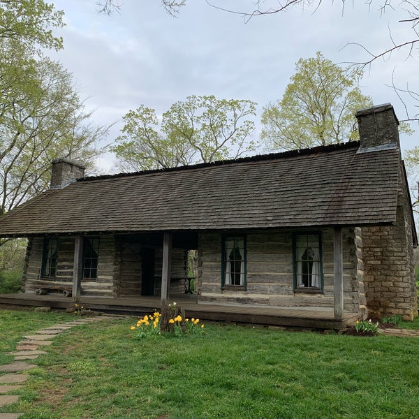 Photo taken at Belle Meade Plantation by Tonie B. on 4/7/2019