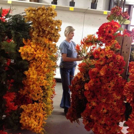 New River Pottery Arts and Crafts Store