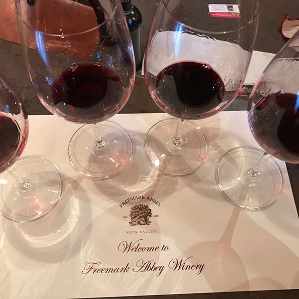 Photo prise au Freemark Abbey Winery par WineWalkabout with Kiwi and Koala le12/29/2016