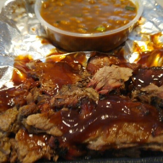 Rodney's Ribs BBQ Joint in Pasadena