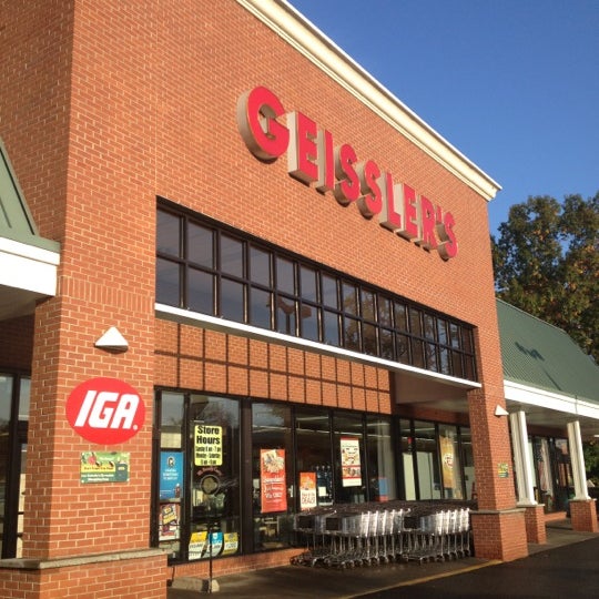Geissler�s Supermarket Windsor, CT
