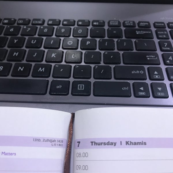 MAYBANK Gunung Rapat Bank