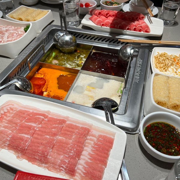 海底捞 Haidilao Hot Pot Station 18